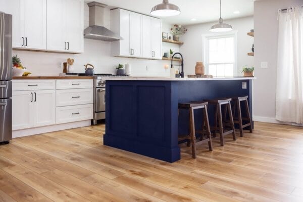 In-stock Specials - VV012 COREtec Originals 7" Manila Oak | Giant Commercial Flooring